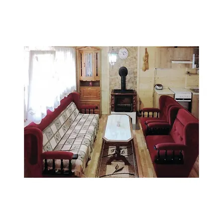 Three-bedroom Holiday In * Tatranska Strba