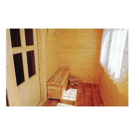 Three-bedroom Holiday In Semesterbostad Tatranska Strba